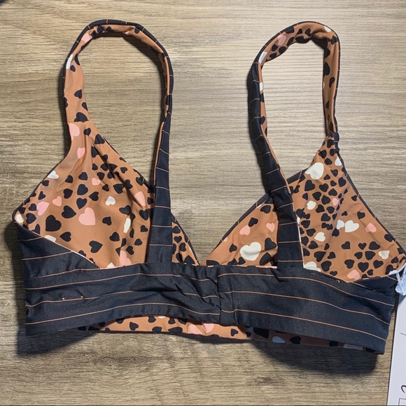 • NWT [Rip Curl] Reversible Bikini Top • - Picture 15 of 16